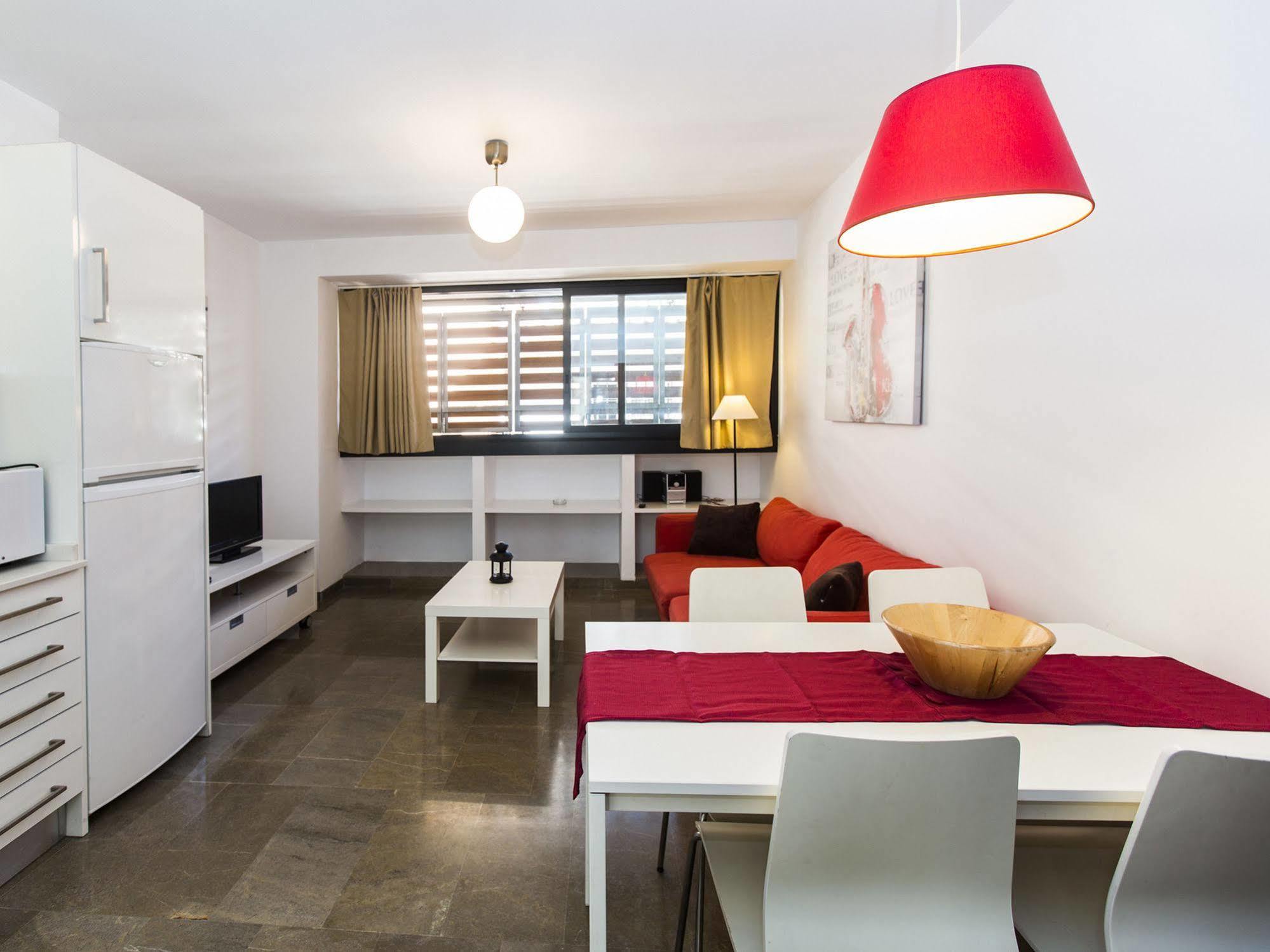 Total Valencia Vitoria Apartment Exterior photo